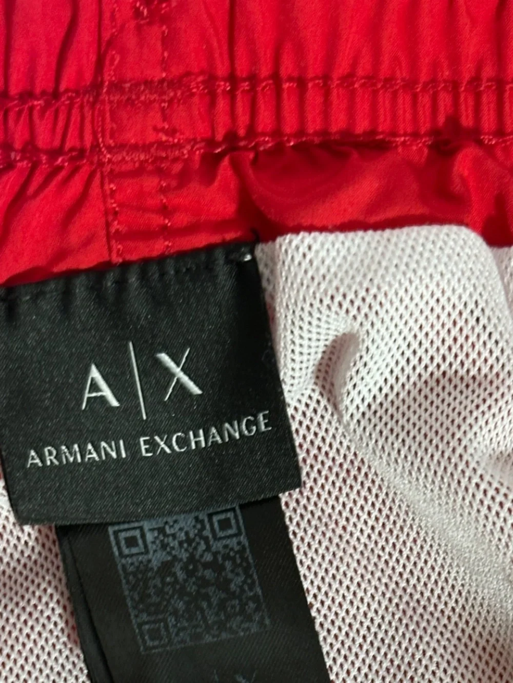 Armani Exchange bold summer waistband